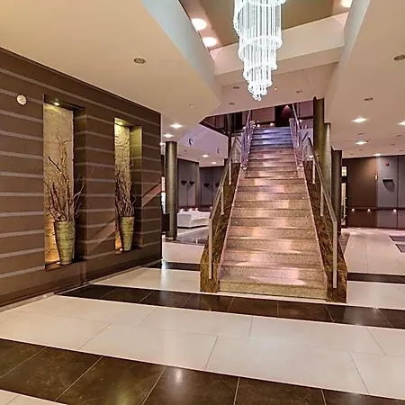 Olymp Ii 4* كولوبرزيغ